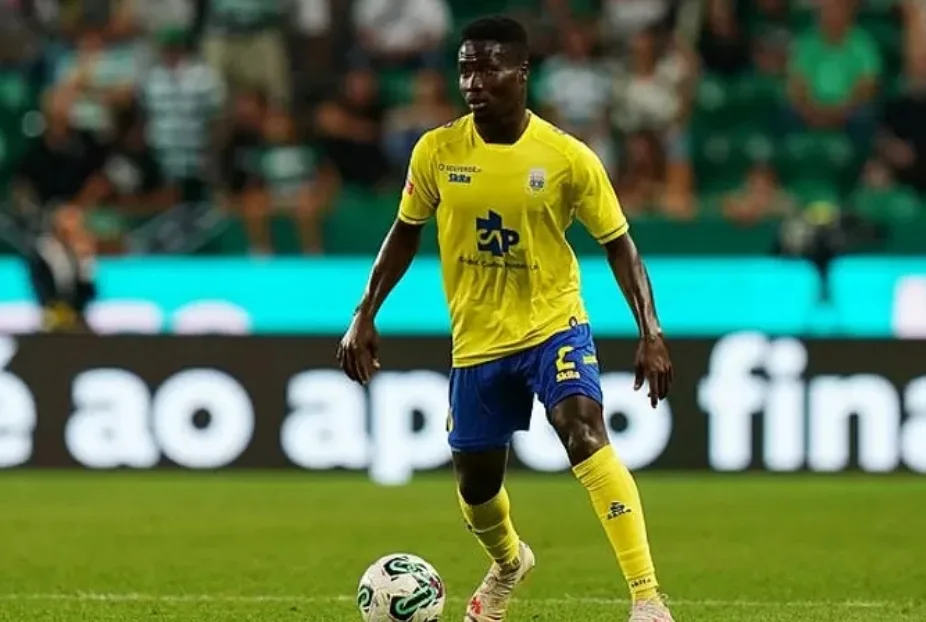 Morlaye Sylla Dropped From Guinea 2023 AFCON Team After Accusing Manager Of Stealing Jersey He Swapped With Vinicius Jr.